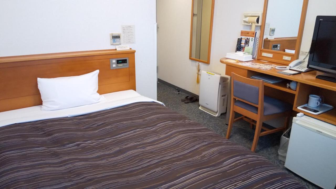 Hotel Route-Inn Niihama Экстерьер фото