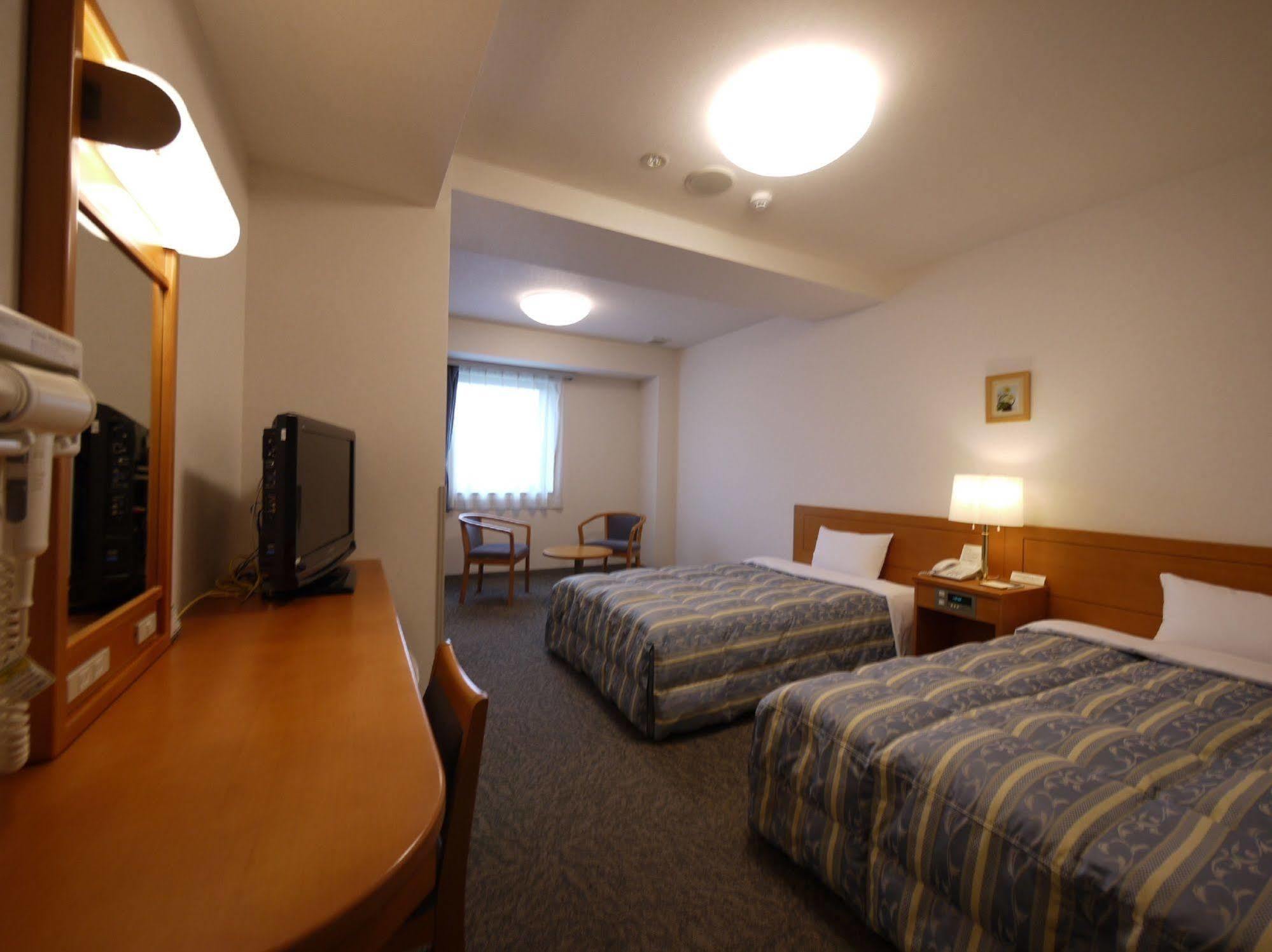 Hotel Route-Inn Niihama Экстерьер фото