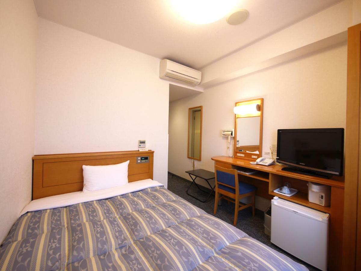 Hotel Route-Inn Niihama Экстерьер фото